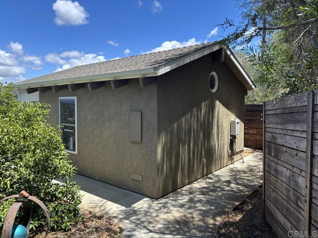 1825 Kent Place Property Photo 38