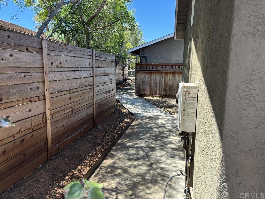 1825 Kent Place Property Photo 46