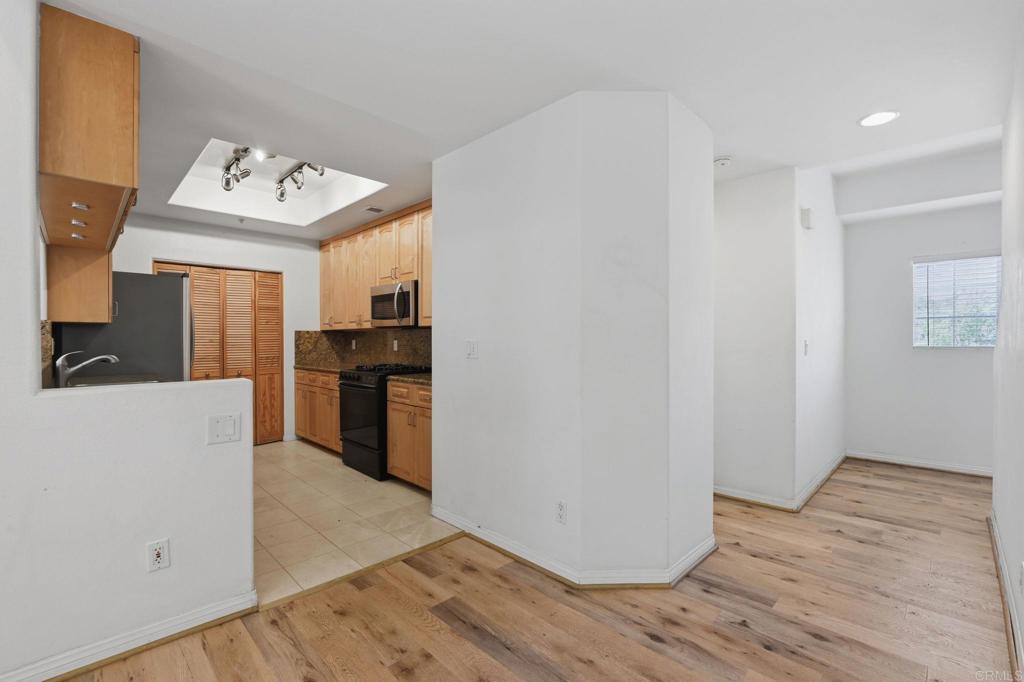 7548 Romeria Street Property Photo 18