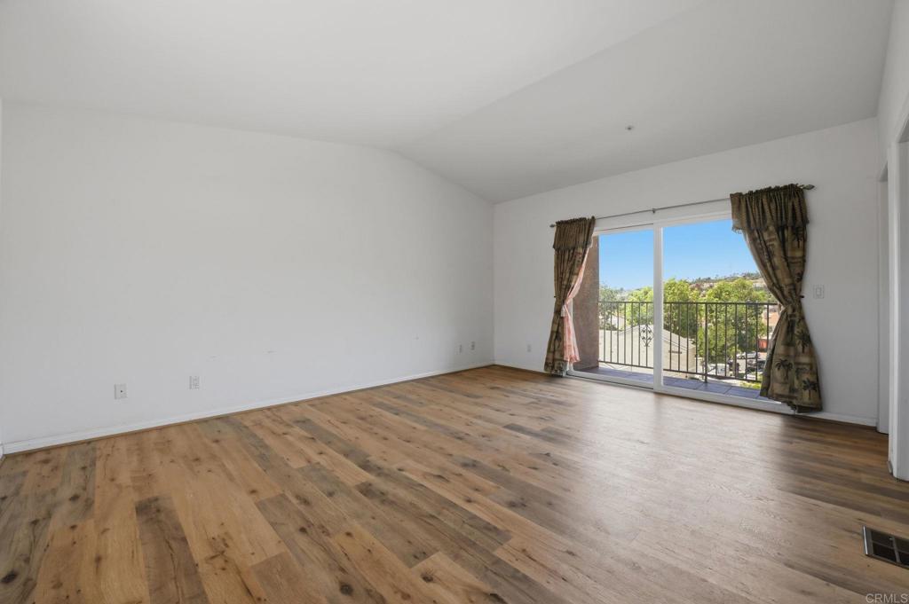 7548 Romeria Street Property Photo 41