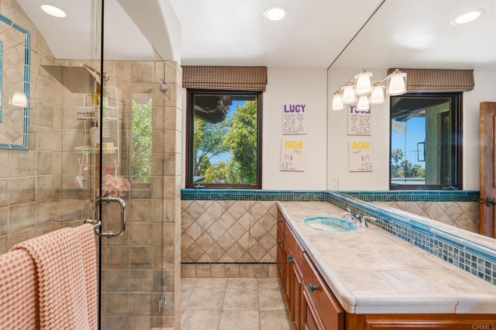 1668 Crest Drive Property Photo 30