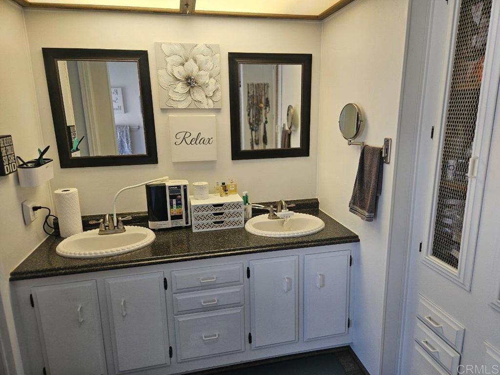 8975 Lawrence Welk Drive 366 Property Photo 17