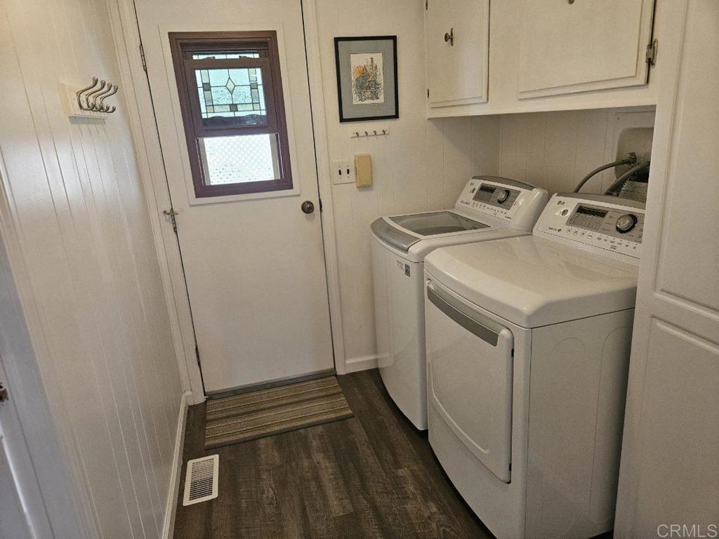 8975 Lawrence Welk Drive 366 Property Photo 20