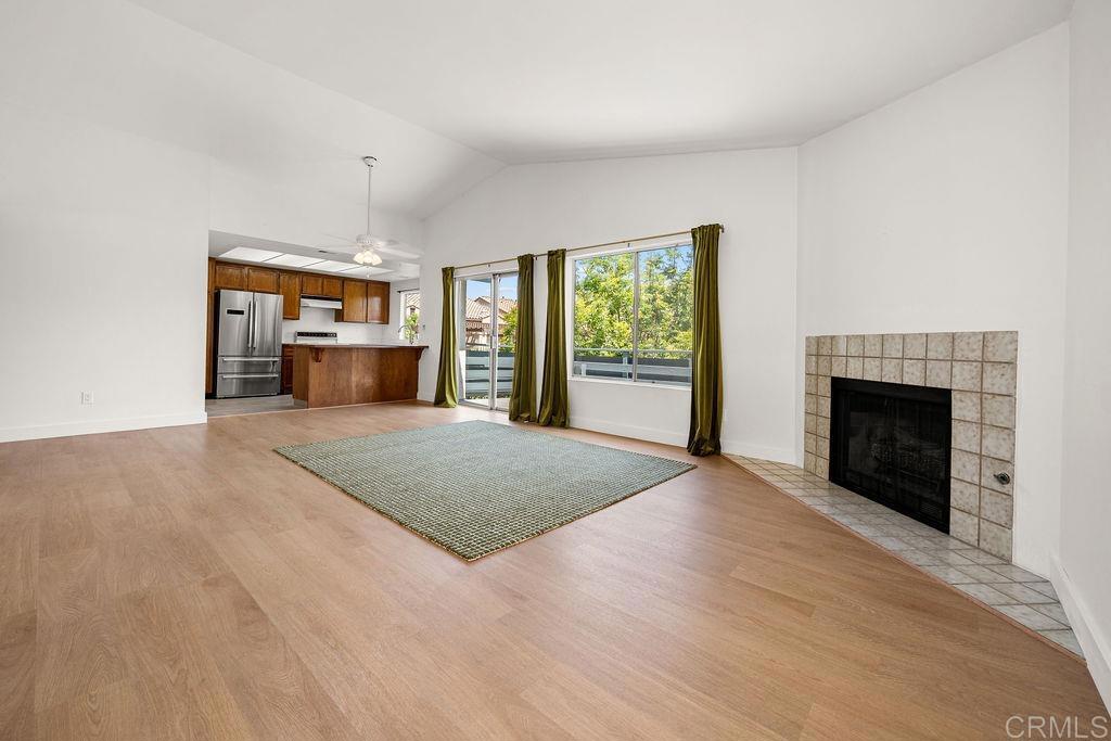 1488 Gustavo Street E Property Photo 3