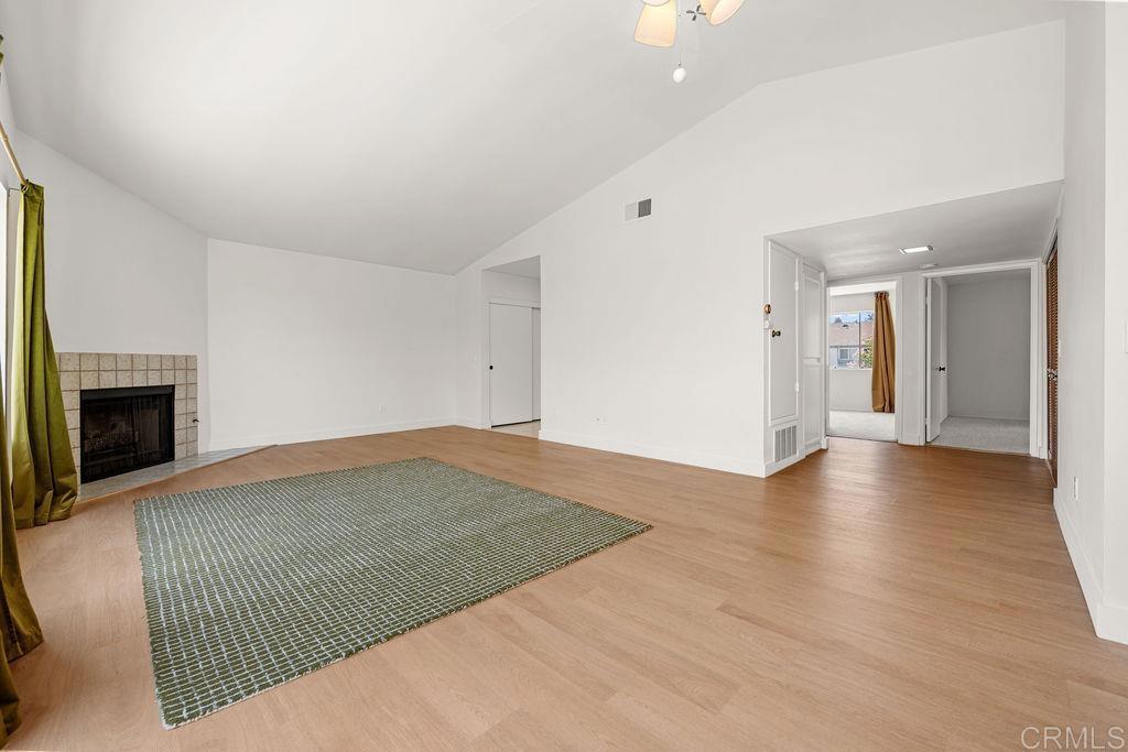 1488 Gustavo Street E Property Photo 4