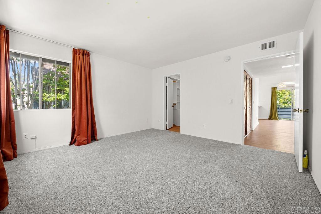 1488 Gustavo Street E Property Photo 9