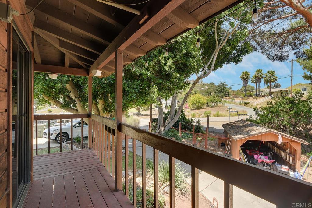 2941 Pioneer Way Property Photo 15