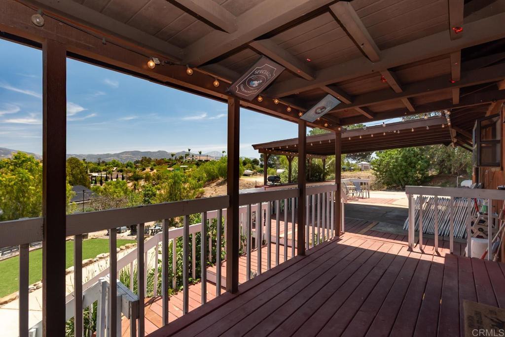 2941 Pioneer Way Property Photo 33