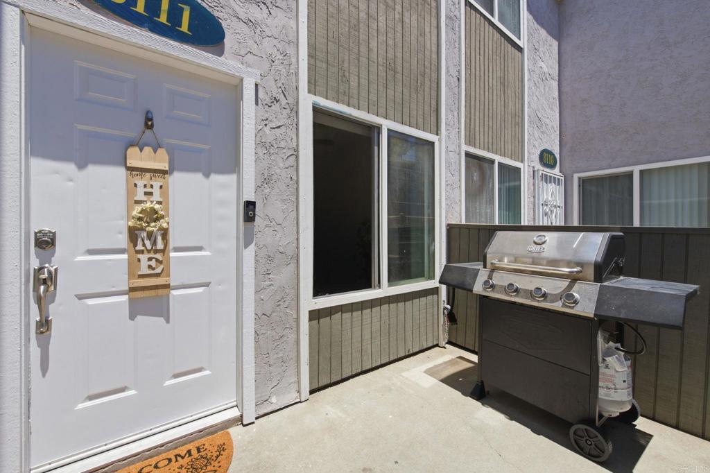 6333 College Grove Way 8111 Property Photo 2