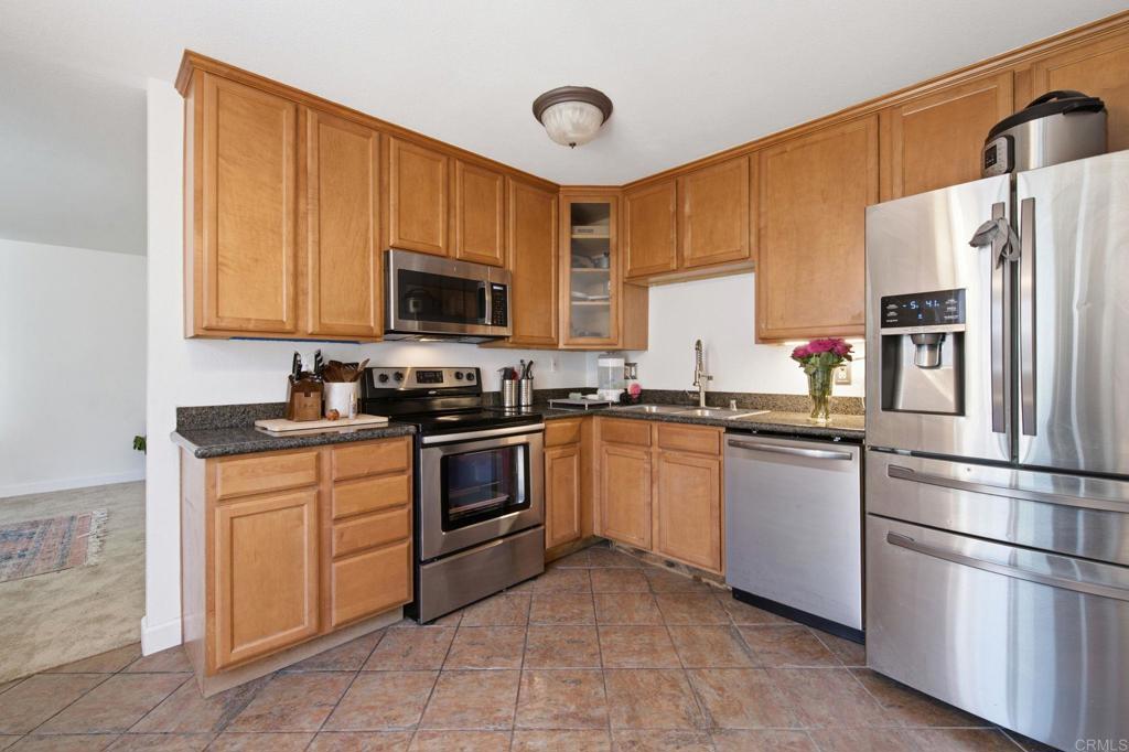 6333 College Grove Way 8111 Property Photo 5