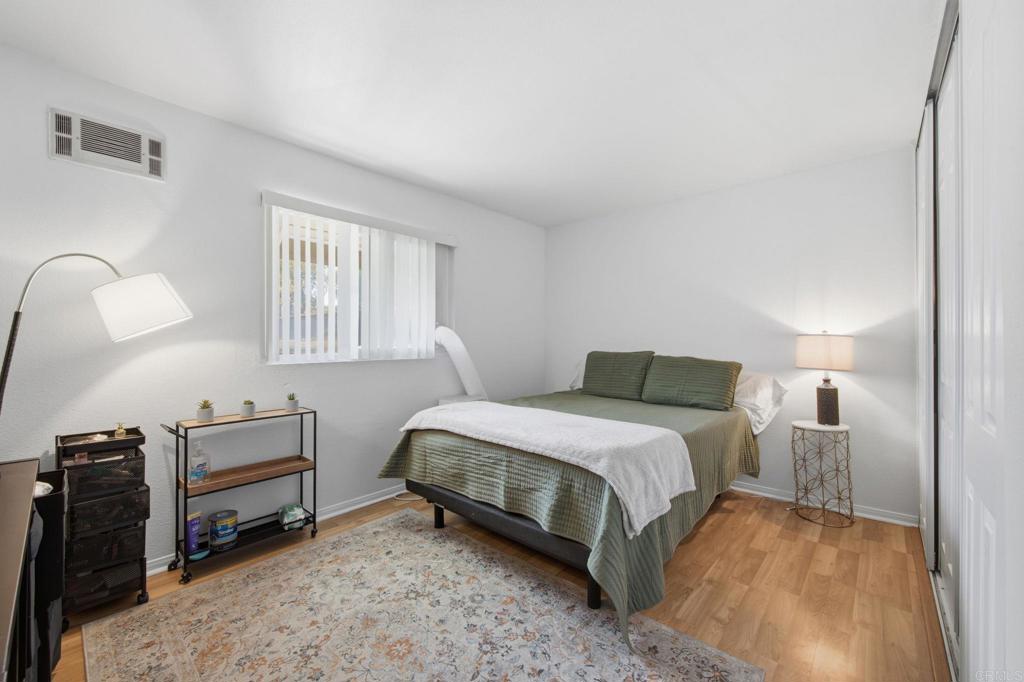 6333 College Grove Way 8111 Property Photo 12