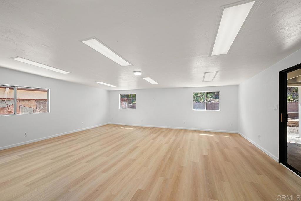 5770 Nagel Street Property Photo 20