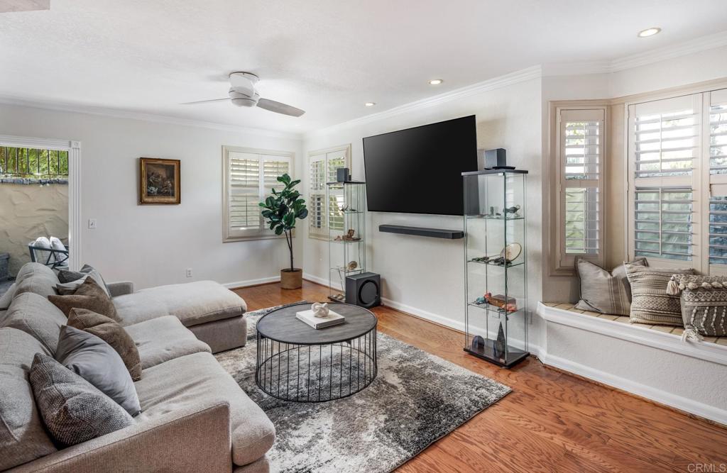 7351 Alicante Road Property Photo 2