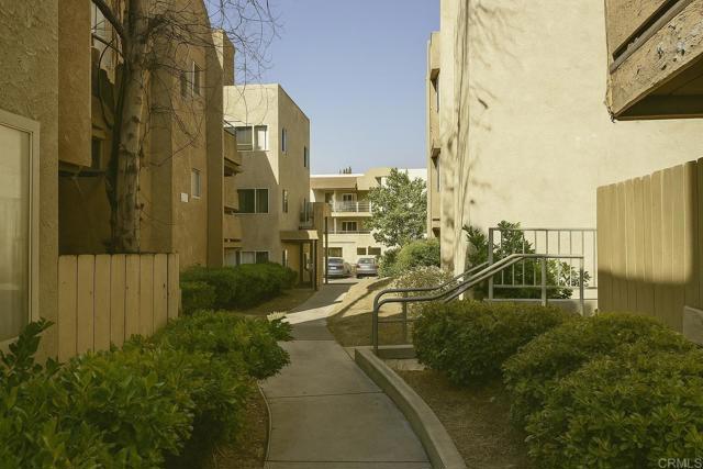 540 65th Property Photo 9