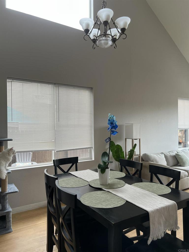 445 Poets Square Property Photo 8