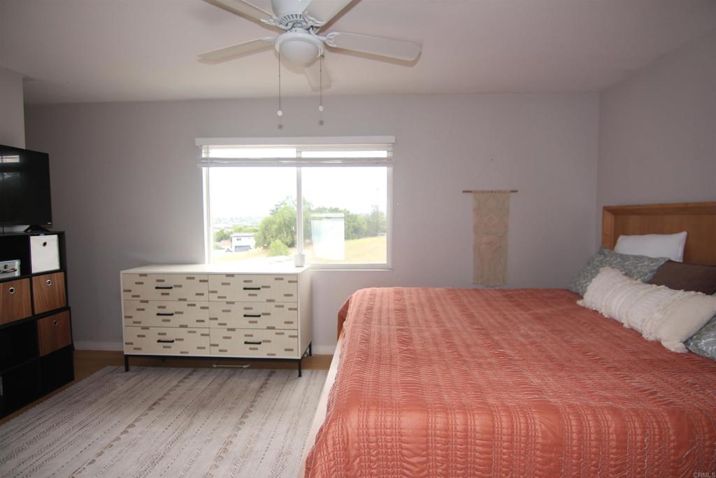 445 Poets Square Property Photo 15