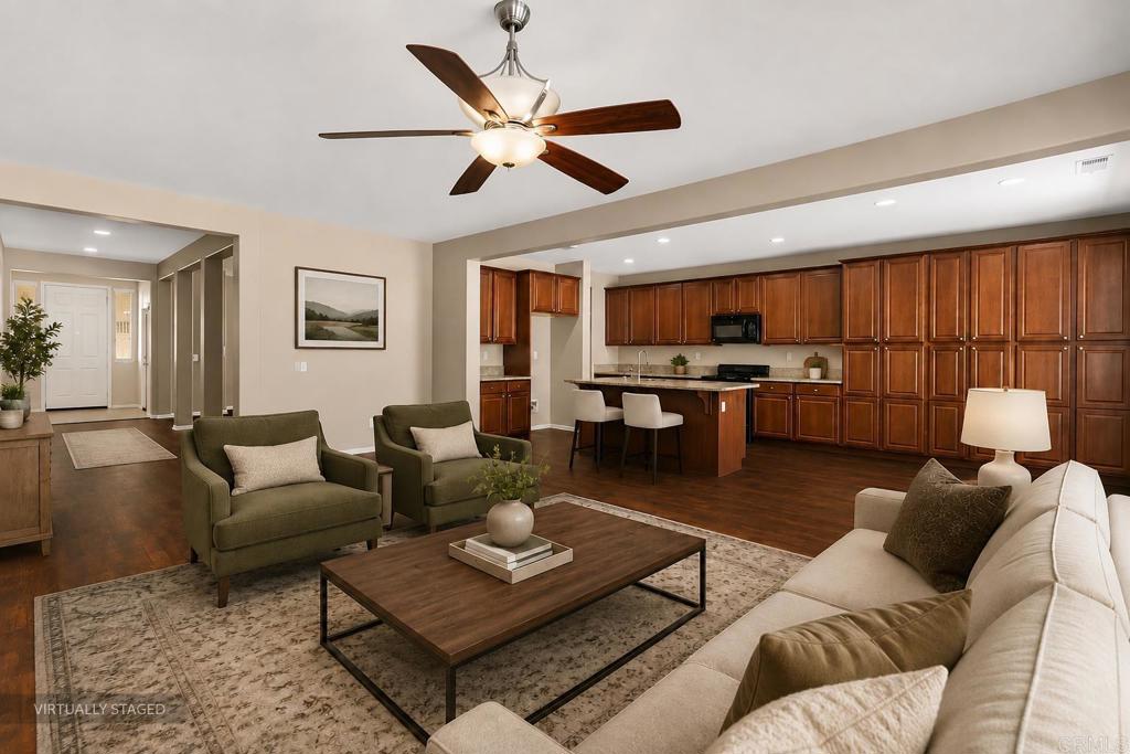 35621 Hawkeye Street Property Photo 1