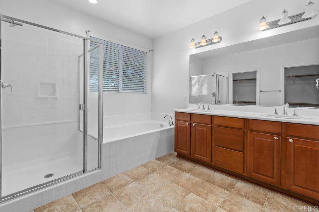 35621 Hawkeye Street Property Photo 21