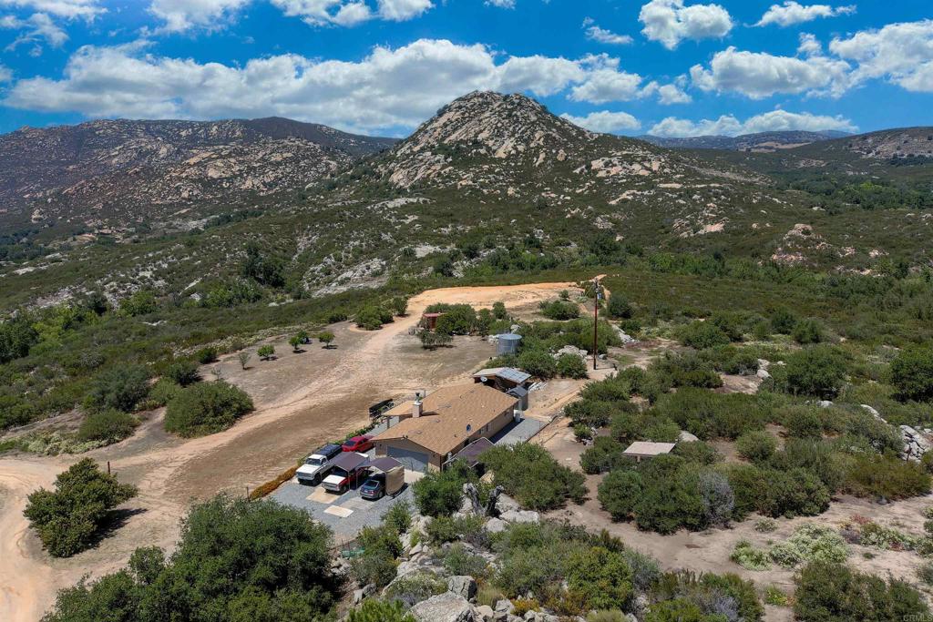 27824 Golden Eagle Road Property Photo 3