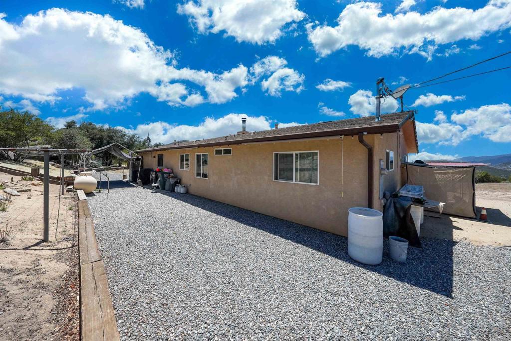 27824 Golden Eagle Road Property Photo 22