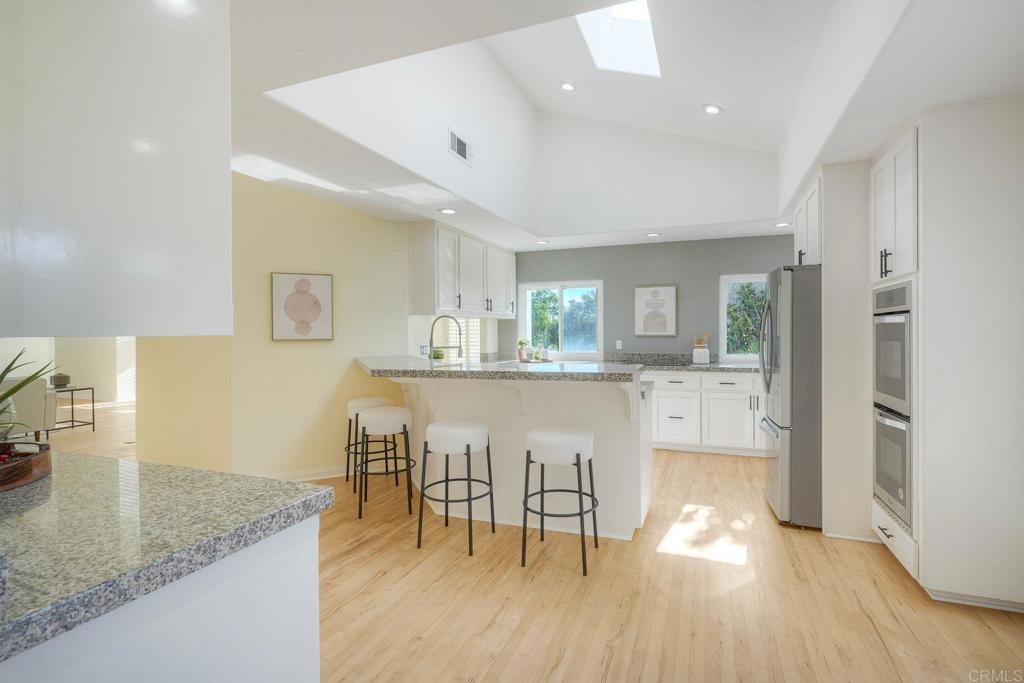 2039 E Mission Road Property Photo 9