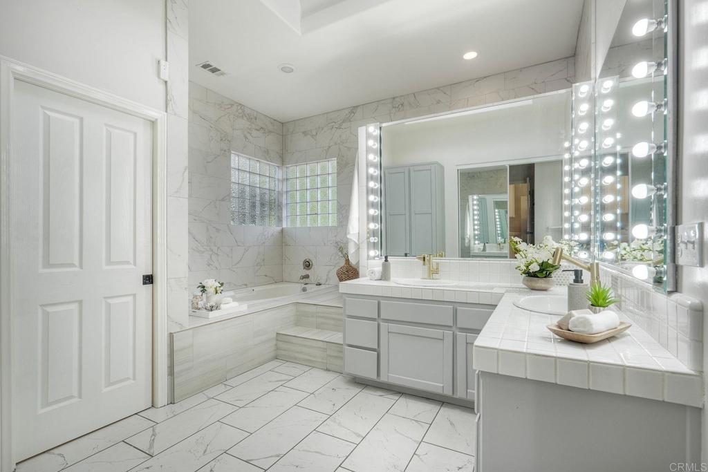2039 E Mission Road Property Photo 19
