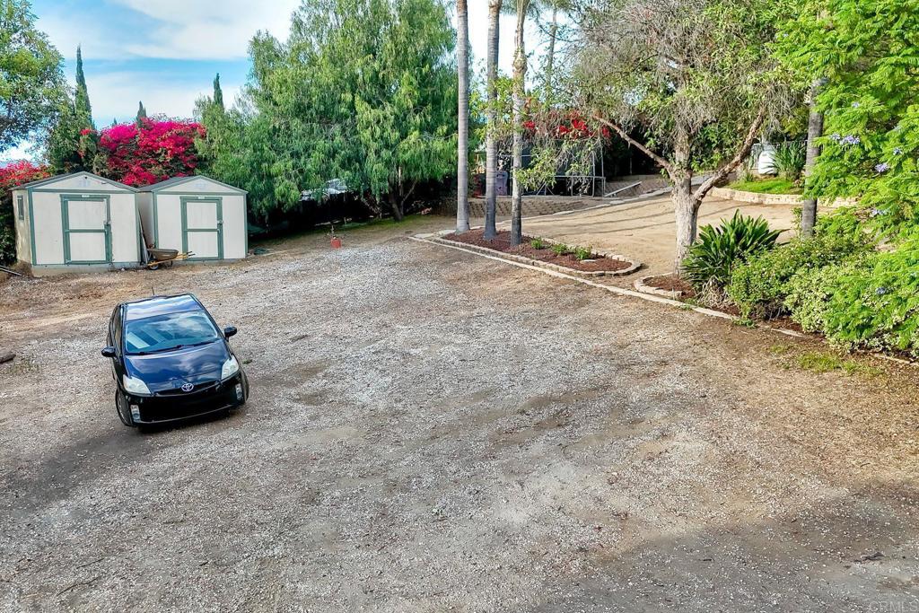 2039 E Mission Road Property Photo 42