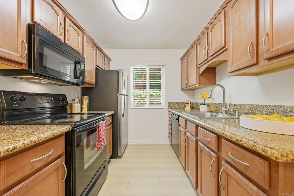 4465 Home Ave 1 Property Photo 5