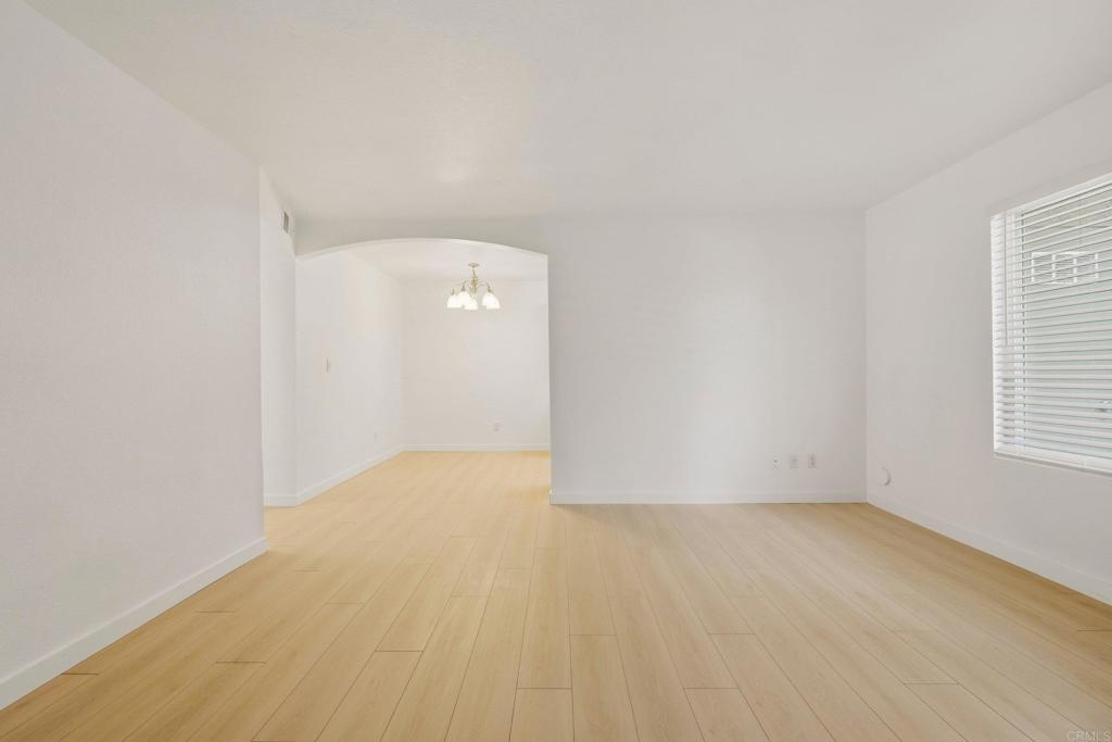 4465 Home Ave 1 Property Photo 14