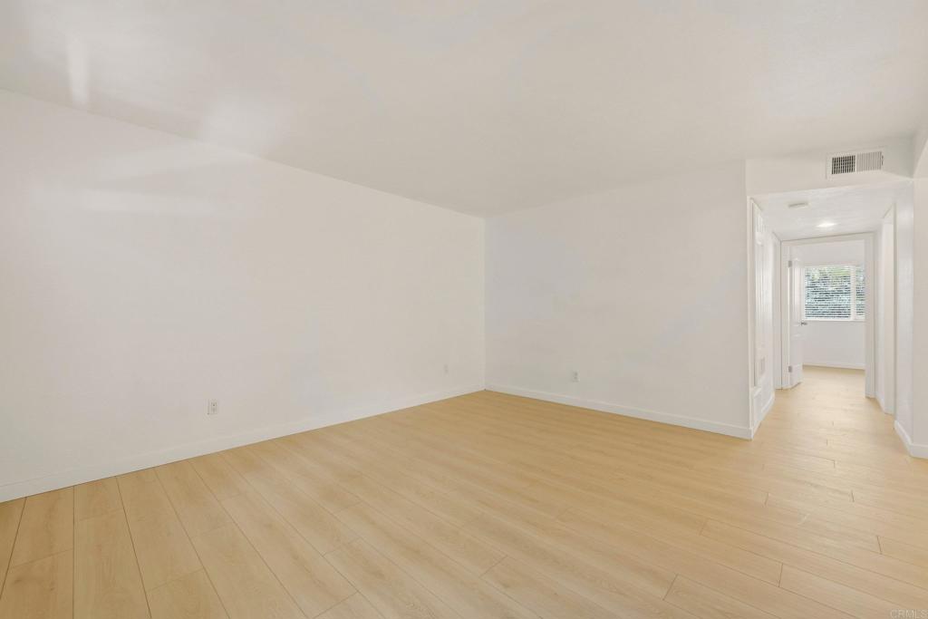 4465 Home Ave 1 Property Photo 15