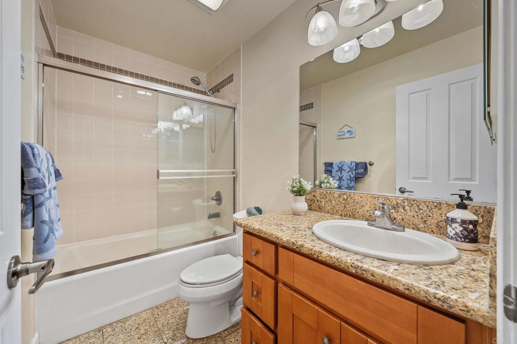 8548 Via Mallorca E Property Photo 18