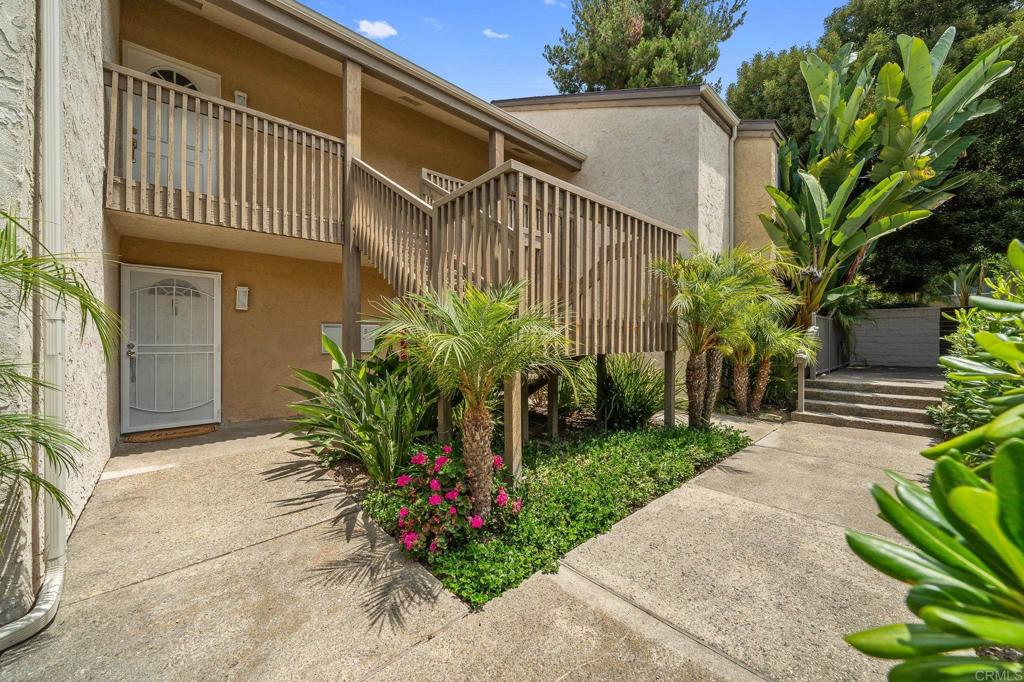 8548 Via Mallorca E Property Photo 40