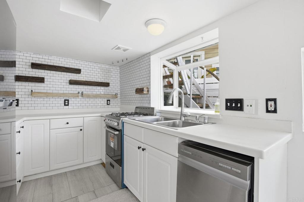 170 Diana Street Property Photo 14