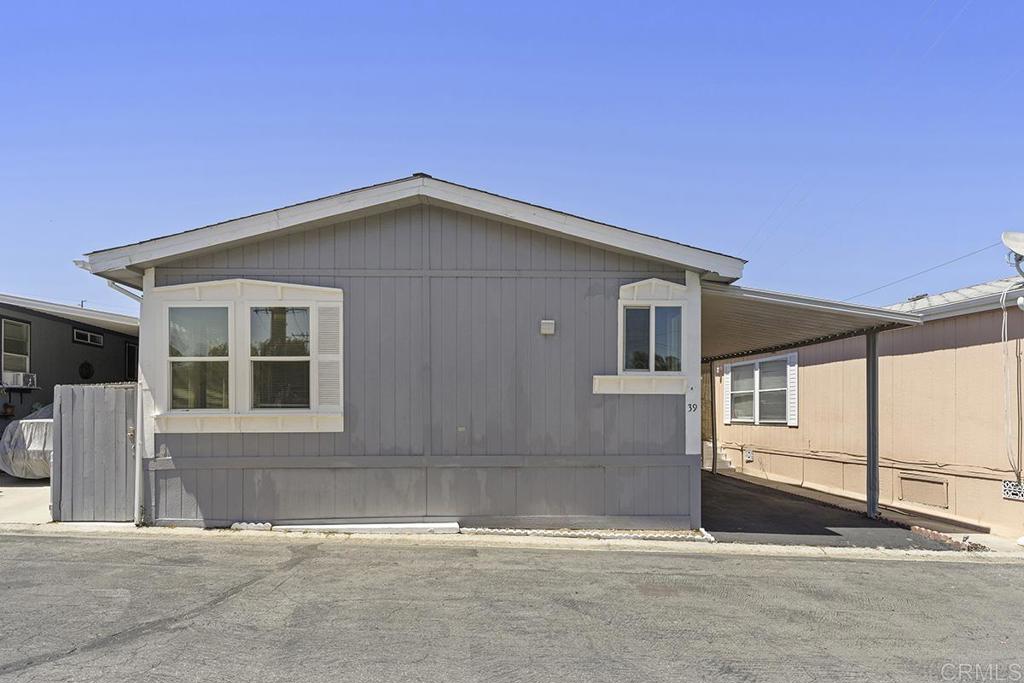 1638 Calavo Road Spc 39 Property Photo 2