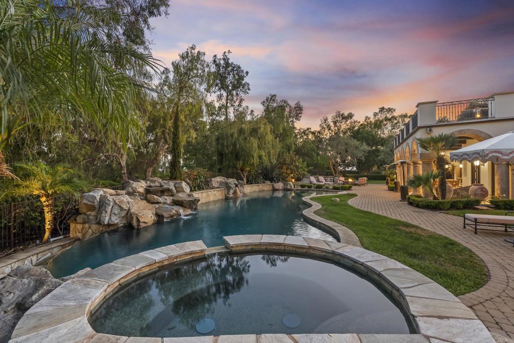 6749 Calle Ponte Bella Property Photo 6