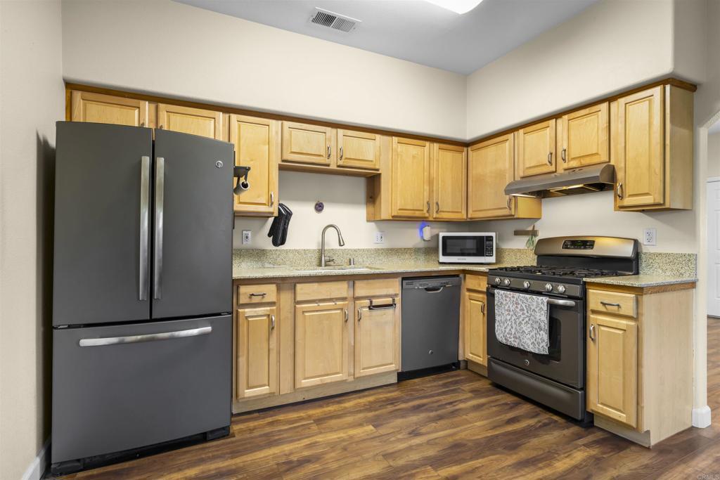 2776 Santa Clara Way Property Photo 14