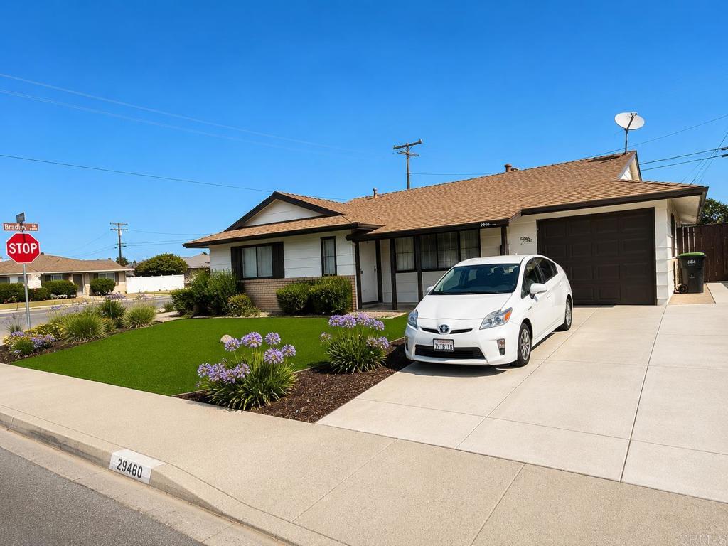 29460 Thornhill Drive Property Photo 2