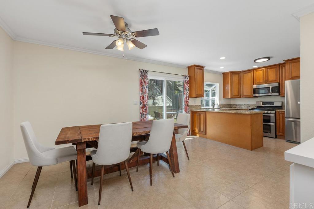 9924 Via Monzon Property Photo 2