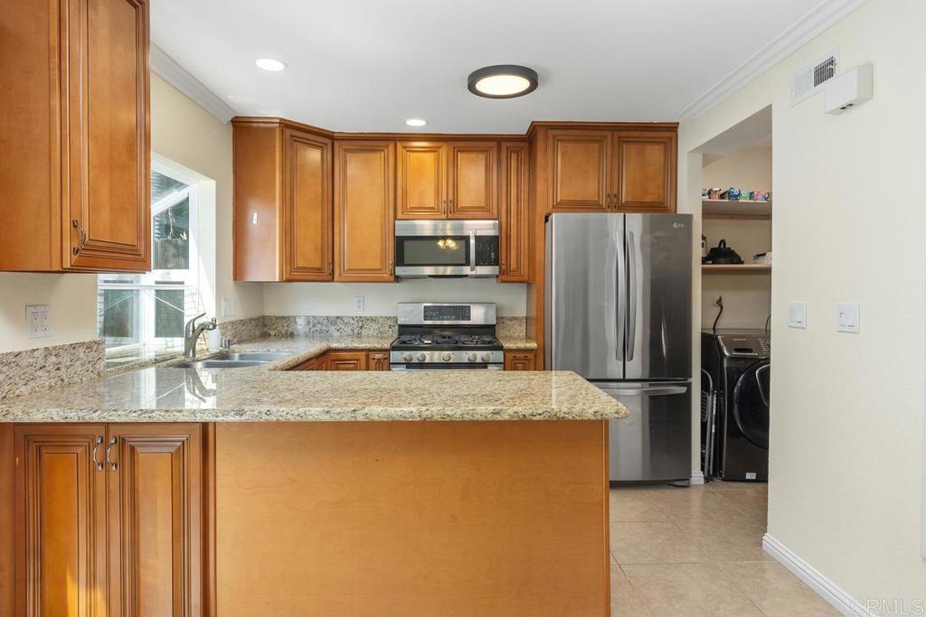 9924 Via Monzon Property Photo 3