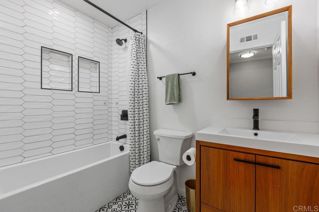 9924 Via Monzon Property Photo 23