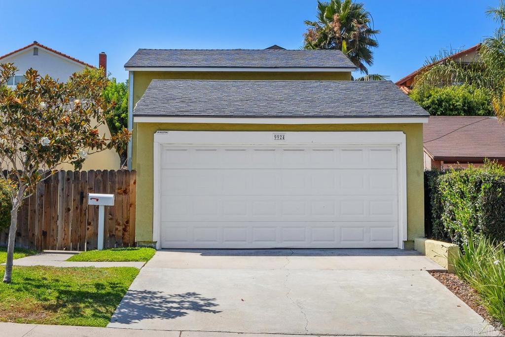 9924 Via Monzon Property Photo 30