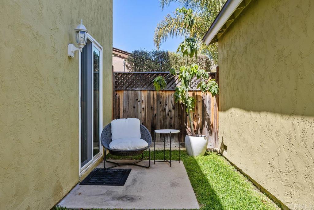 9924 Via Monzon Property Photo 33