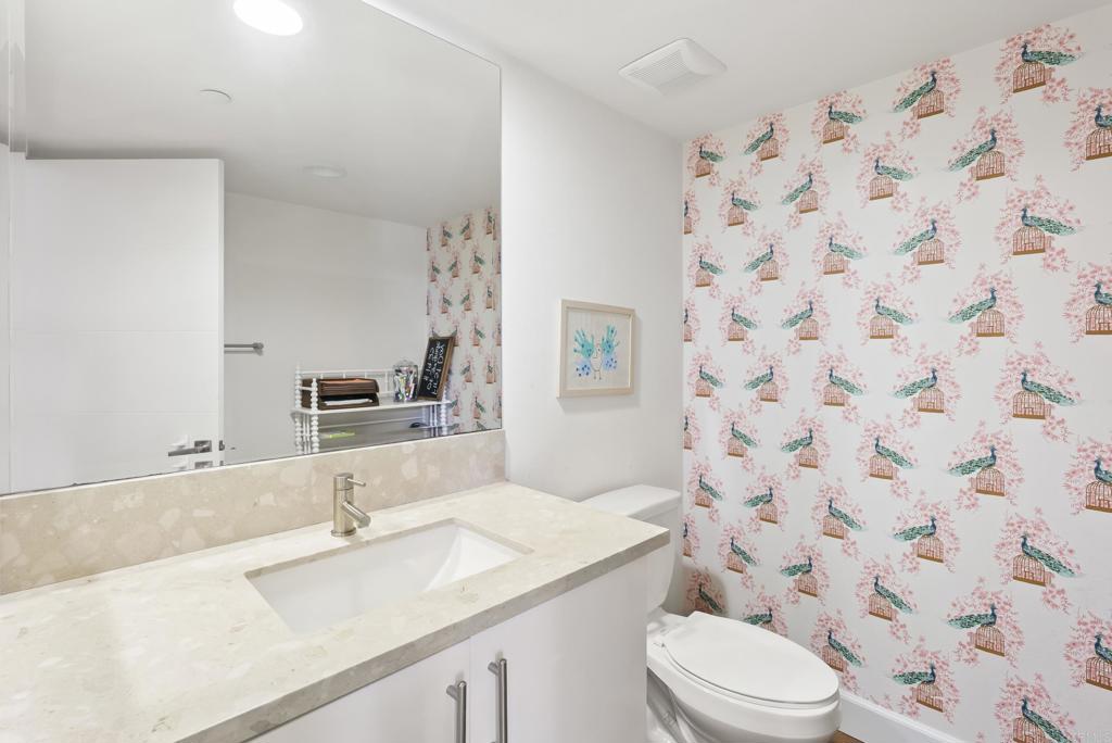 2537 State Street Property Photo 6