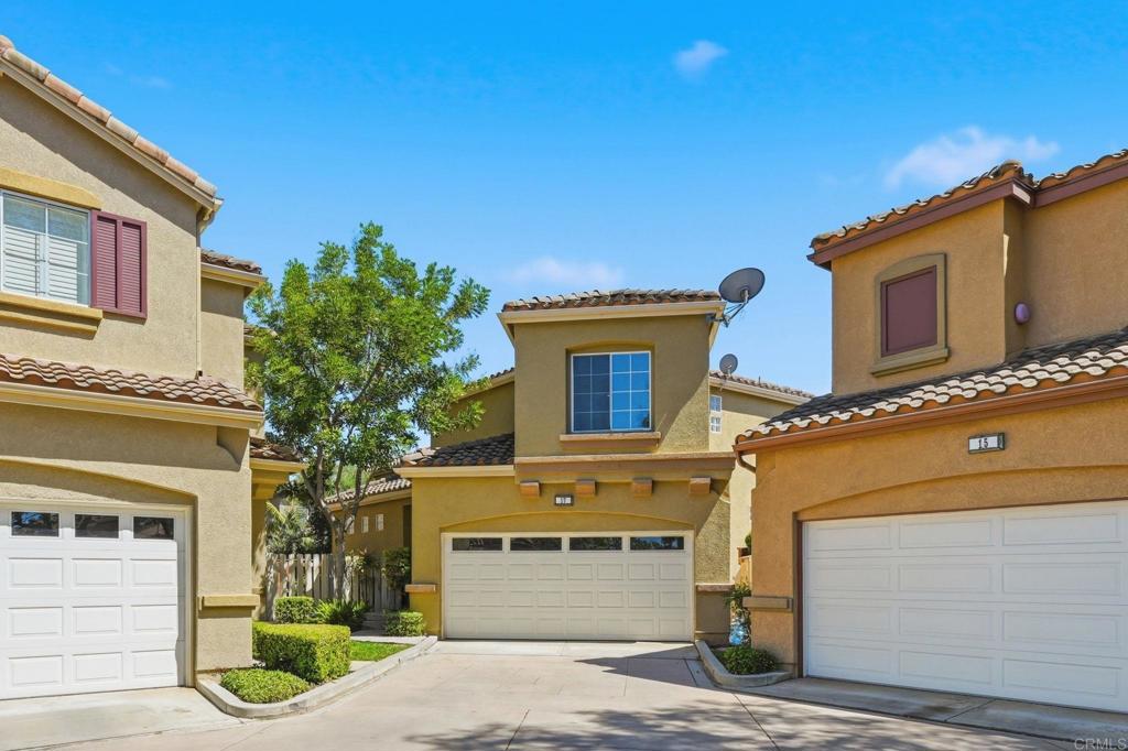 17 Calle De Vida Property Photo 1