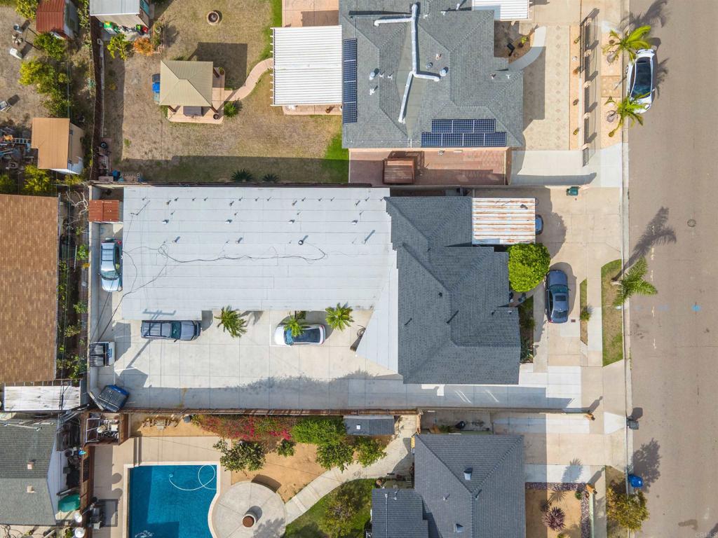 678 Jefferson Avenue Property Photo 2