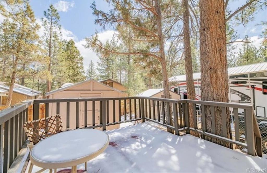 611 Spruce Lane Property Photo 8