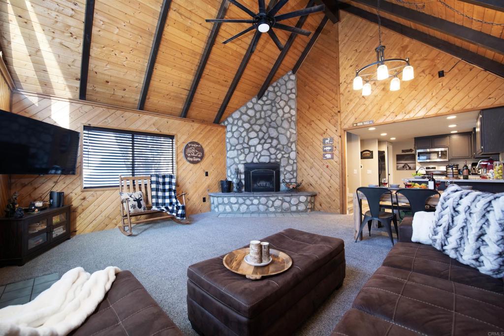 40176 Esterly Ln Property Photo 3