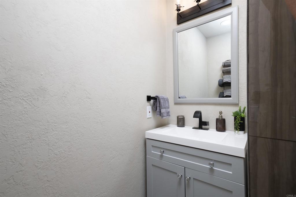 40176 Esterly Ln Property Photo 16