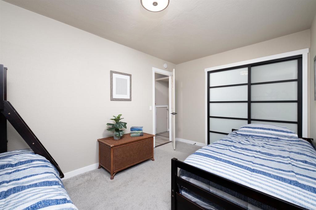 40176 Esterly Ln Property Photo 23