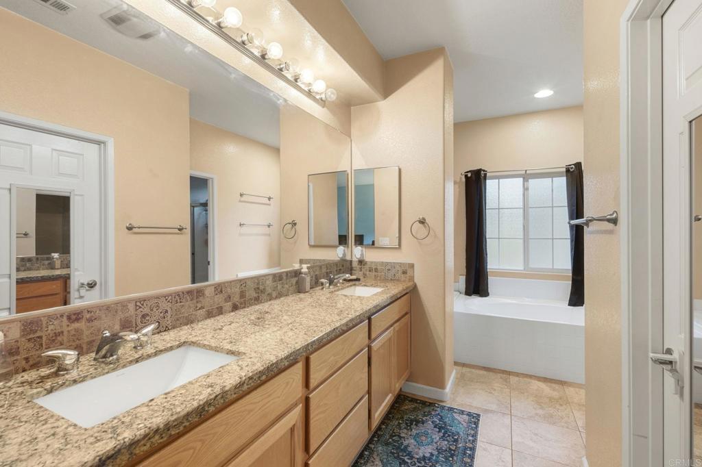 29822 Jodi Ann Ct Property Photo 32